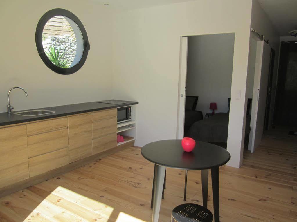 By Cassis Chambre Privee Dans Maison Familiale 外观 照片